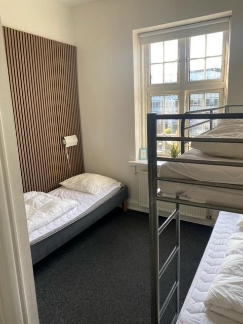 Danhostel Odense City Ngoại thất bức ảnh A typical room at the hostel